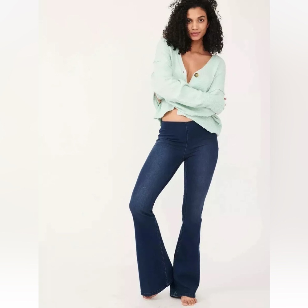 We The Free Penny Pull On Flare Stretch Jeans Blue Sz Small